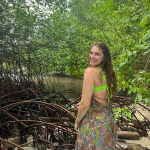 Meet your Posher, Trinity